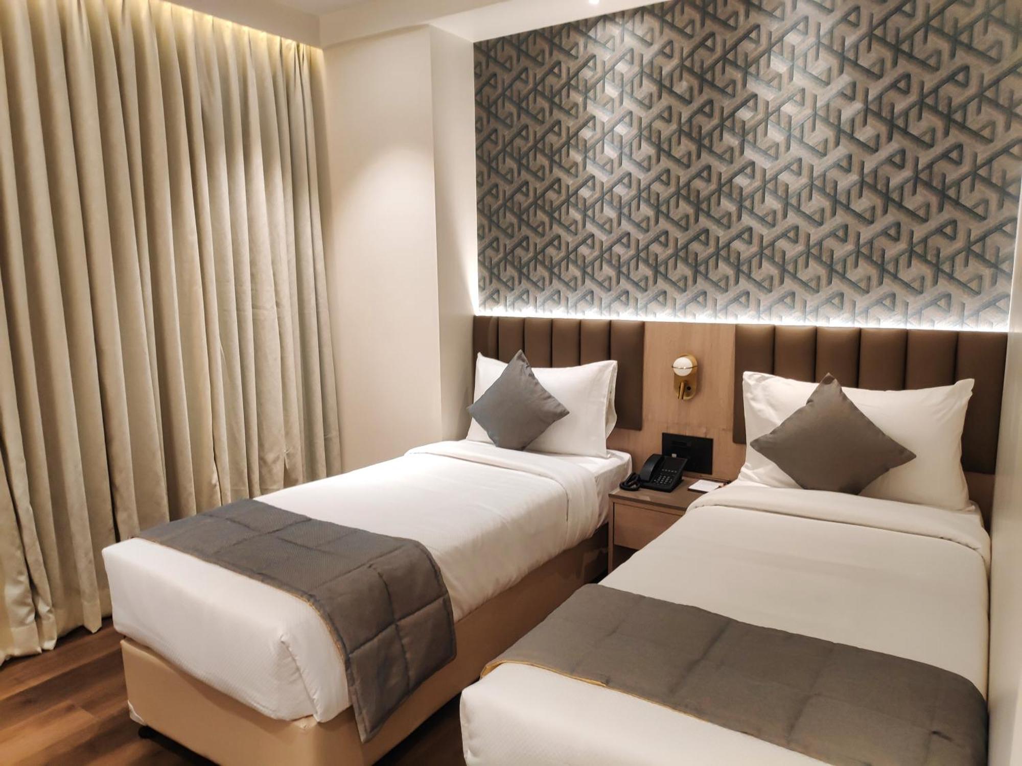 מומביי Maxxvalue Hotel Midc - Andheri מראה חיצוני תמונה