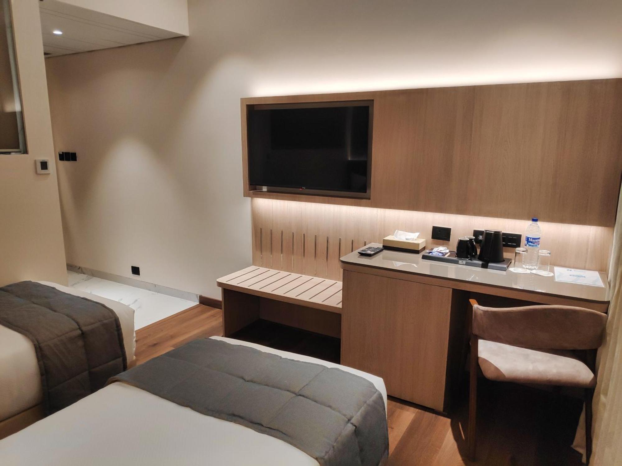 מומביי Maxxvalue Hotel Midc - Andheri מראה חיצוני תמונה